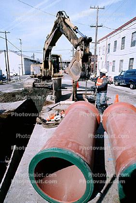 Crawler Excavator, Tracked, Sewer Pipe Installation, Potrero Hill, Mississippi-17th street