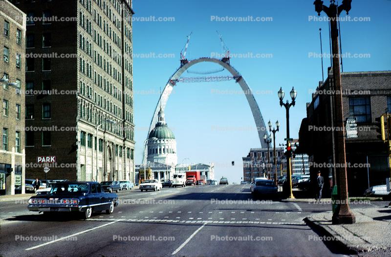 Cars, Chevy Impala, Gateway Arch, Saint Louis, Missouri, 1965, 1960s