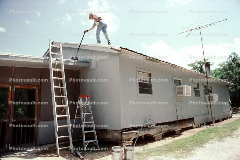 Trailer Home, ladders, roofing, roof