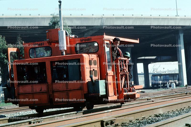 Caltrain Construction at the 4th street station, January 1988