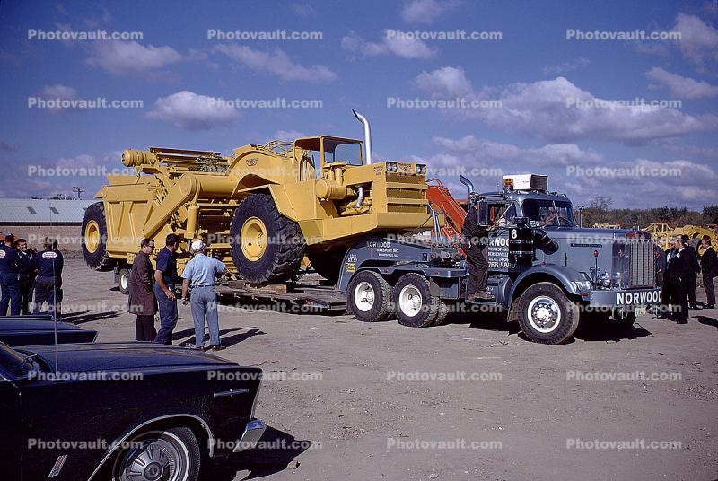 Autocar Diesel Truck, Wabco B333F Scraper, Earth Mover, Norwood Transport Inc., Bennesenville Illinois, September 1967, 1960s