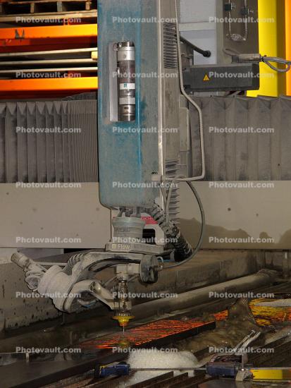 waterjet metal cutting machine, DynaBeam? Laser Sensing System, 3D cutter, High Pressure Water