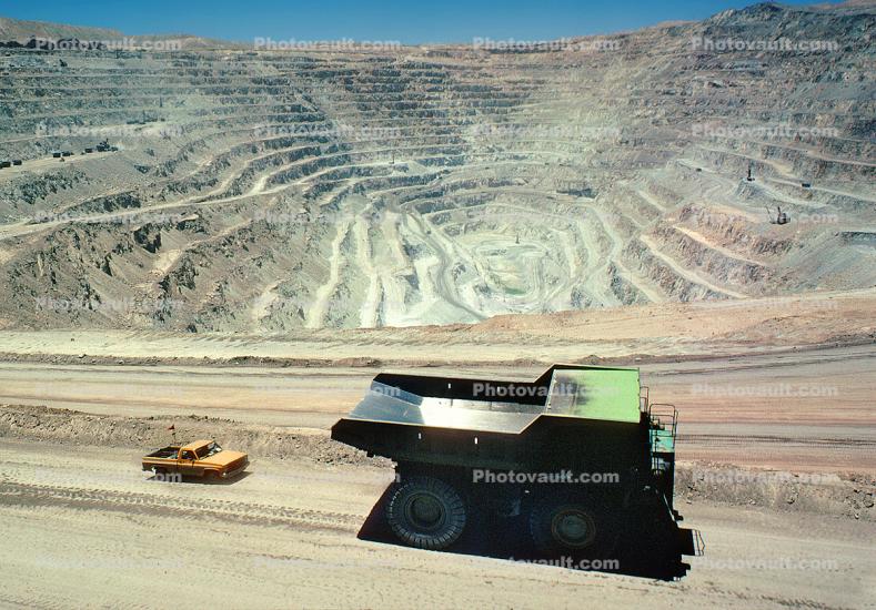 Giant Dump Truck, diesel, Open Pit Mine, Atacama Desert