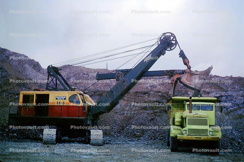 Bucket Crane, Bucyrus Erie 88-B, Dump Truck, Shovel, diesel, Digger