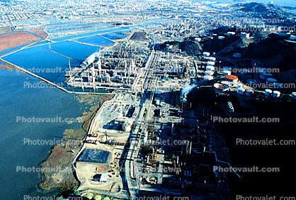 Standard Oil Refinery, Richmond, Oil Storage Tanks