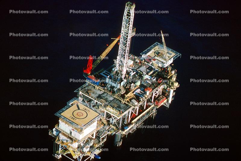 Shell Oil Drilling Rig, Huntington Beach, Offshore Oil Drilling Platform