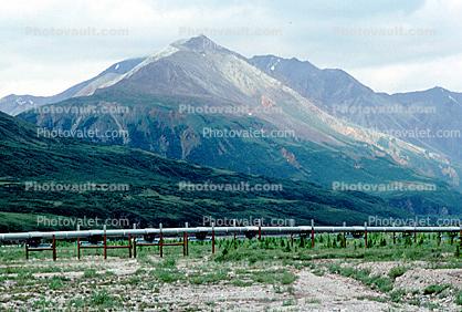 Alaska Pipeline, Mountains