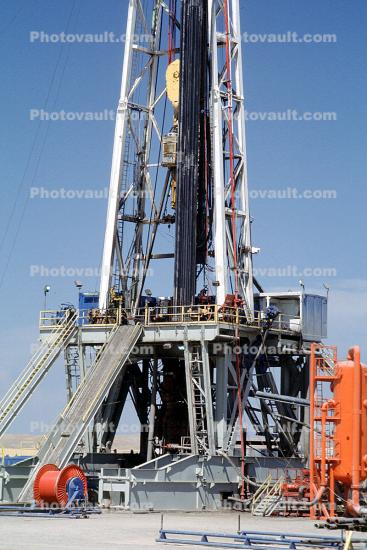 derrick, Oil Fields, Extraction, Oil Derrick, Rig, south of Avenal, California