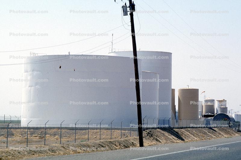 tank, Oil Storage Tanks, south of Gustine, California