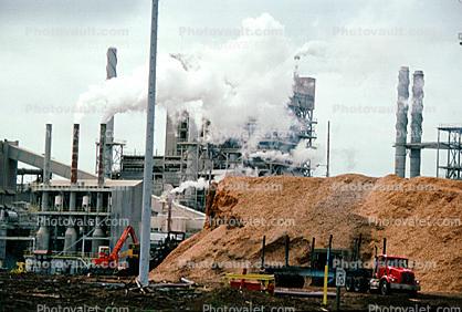 Smoke, Air Pollution, soot, Pulp Mill, sawdust mounds, buildings
