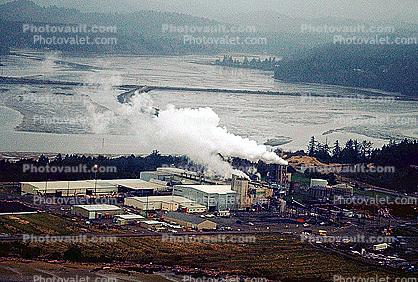 Coos Bay, Smokey Lumber Mill, smoke, air pollution, soot, buildings