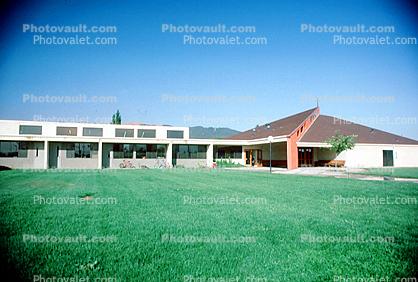 Pleasanton School building, lawn
