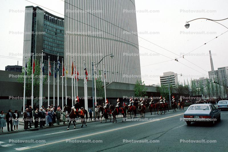 Parade, Toronto City Hall, Horses