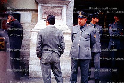 Soldiers, Uniform, Hats, 1971