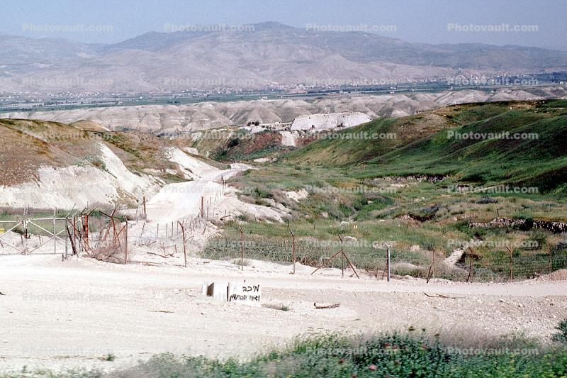 Highway-90 along the Israel Jordan border in the West Bank, Perimeter Fence, IDF, Israeli Defense Force