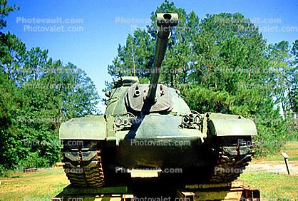Tank, ww II, world war two, tracked vehicle, Camp Shelby, Mississippi, head-on