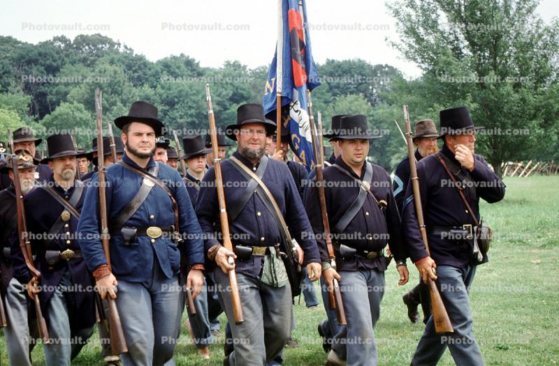 rifles, marching soldiers, infantry, Civil War, blue coats, The North