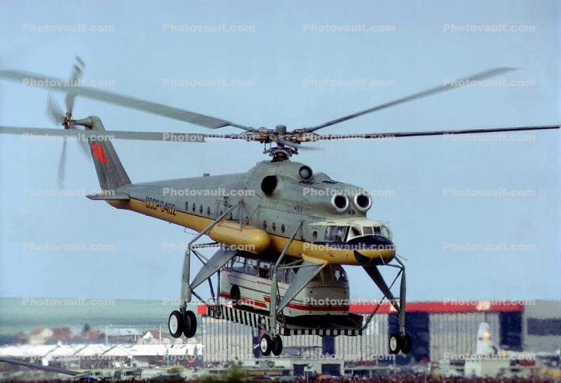 CCCP-04102, Mil Mi-10 Harke, Heavy Lift Russian Helicopter, milestone of flight, flying crane