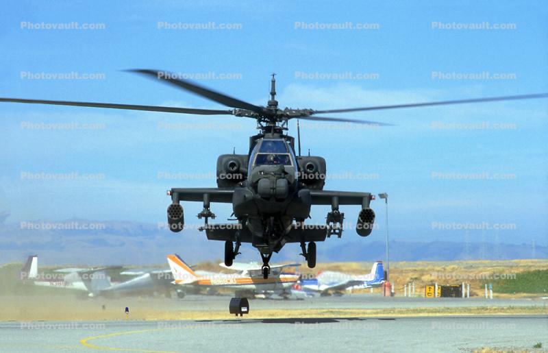 AH-64, Apache head-on