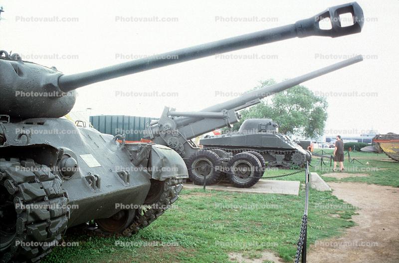 M26 Pershing Heavy Tank, World War-II and the Korean War