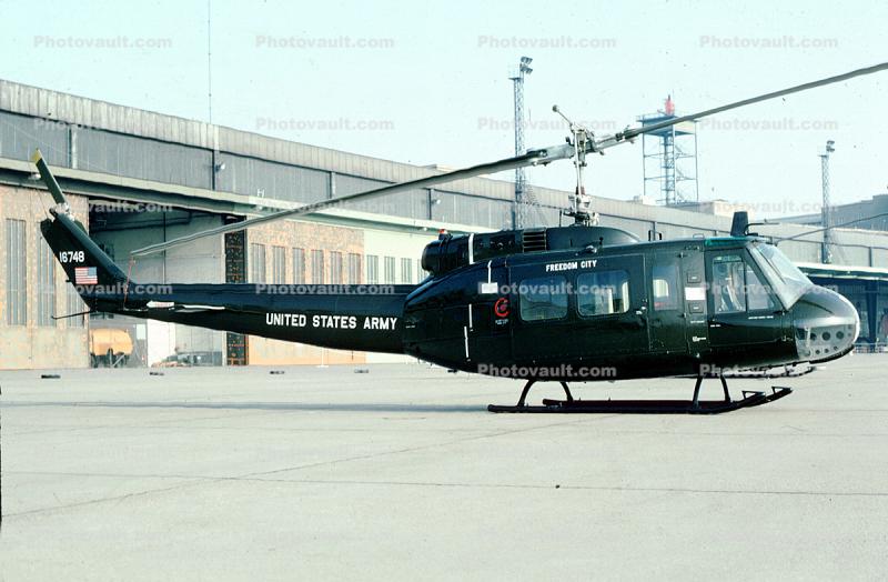 16748, Freedom City, Bell UH-1 Huey