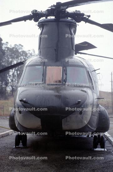 CH-47A Chinook, Helicopter Aviation head-on, Camp San Luis Obispo, California