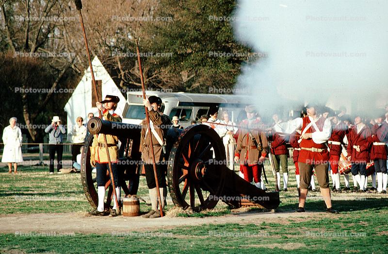 Patriot, Soldier, Cannon, Revolutionary War, American Revolution, Battlefield, Continental Army, History, Historical, War of Independence, artillery, infantry, soldiers, gun, firepower