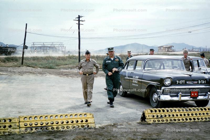 1956 Chevy Bel Air, Soldiers, General, 1950s