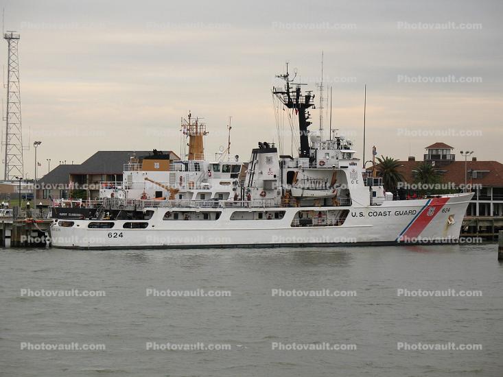 Coast Guard Cutter 624 USCGC DAUNTLESS, Reliance class, 210 foot medium endurance cutter, USCG
