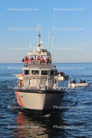 Mavericks Surf Spot, 47267, 47-foot Motor Lifeboat (MLB), USCG, cutter