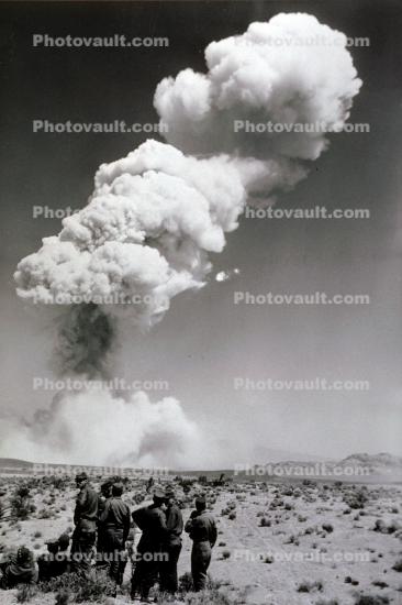 Atom Bomb, Nevada Desert, Explosion, Mushroom Cloud, cold war, detonation
