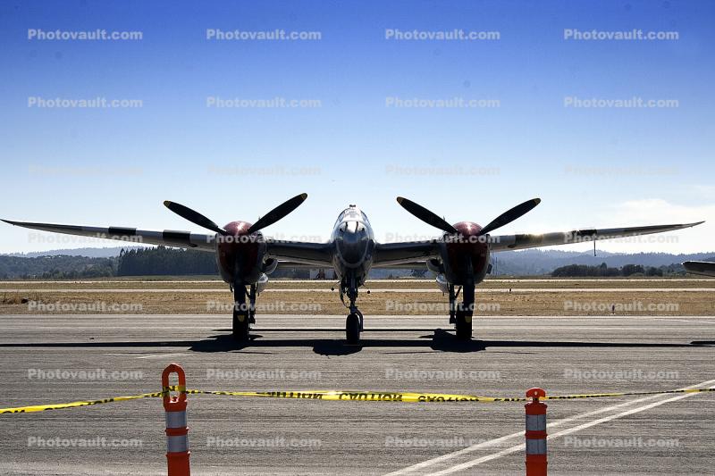 Lockheed P-38 head-on, front nose