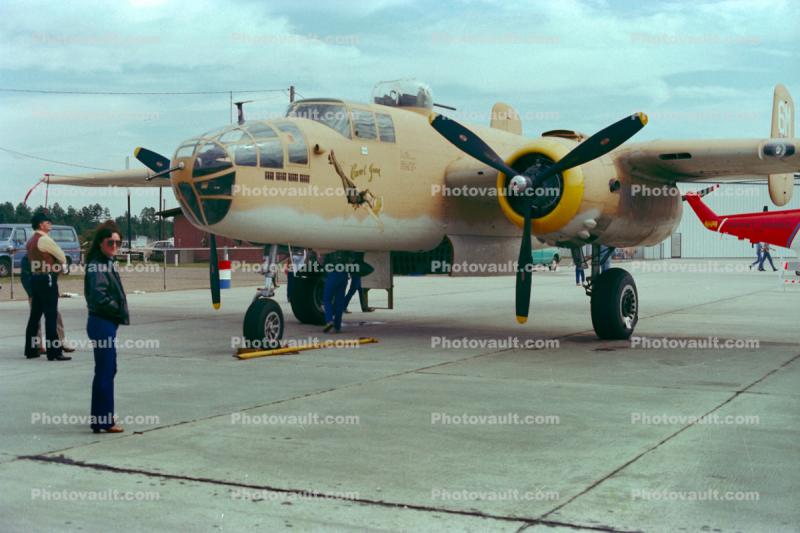 North American B-25J-20-NC (TB-25N) Mitchell "Carol Jean", B-25J