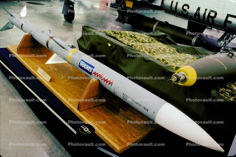 AIM-120A, Hughes AMRAAM Missile