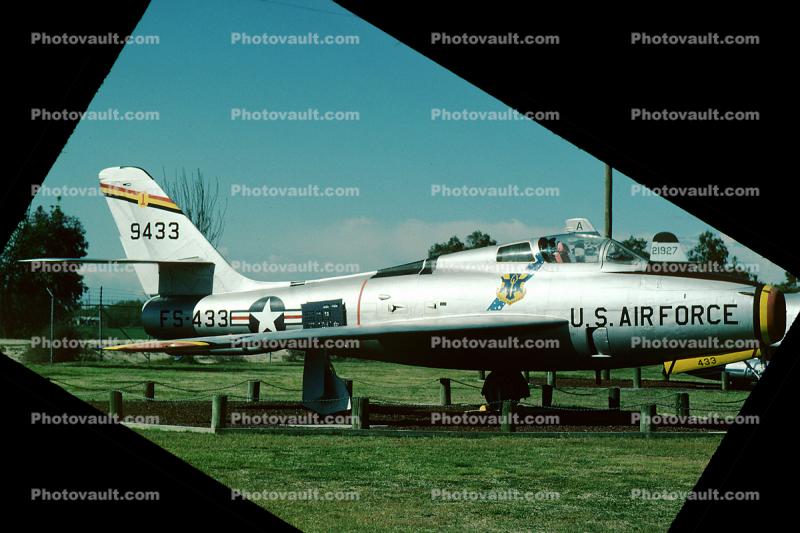 9433, Republic F-84F Thunderstreak, 51-9433