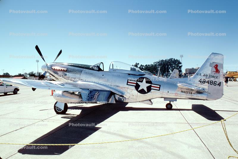 484864, North American P-51D Mustang, tailwheel