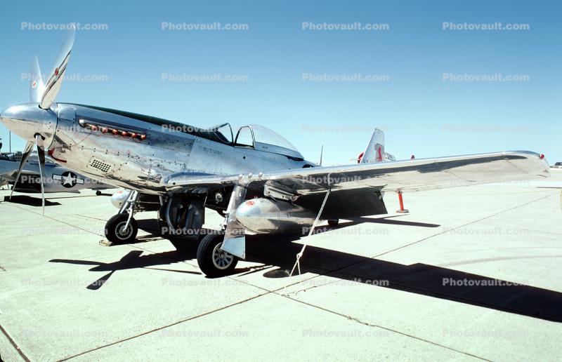 Chrome Shine, North American P-51D Mustang, Fighter, Photo