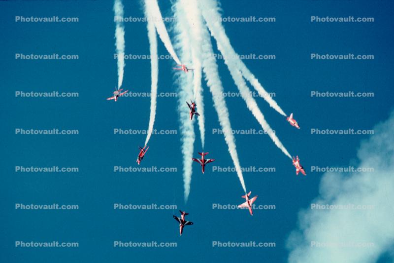 Red Arrows, RAF, flight, airborne, Airshow, stunt flying