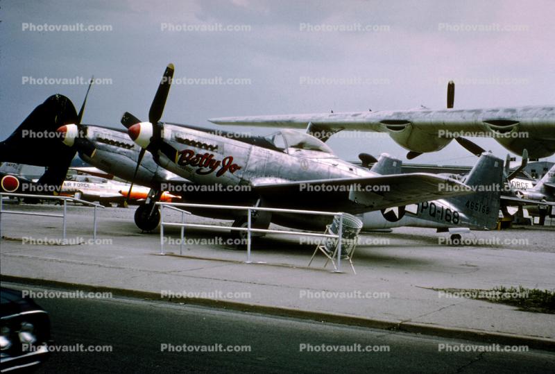 PQ-168, 465168, North American F-82B Twin Mustang, BETTY JO, Fighter, Prop, Propeller, Piston