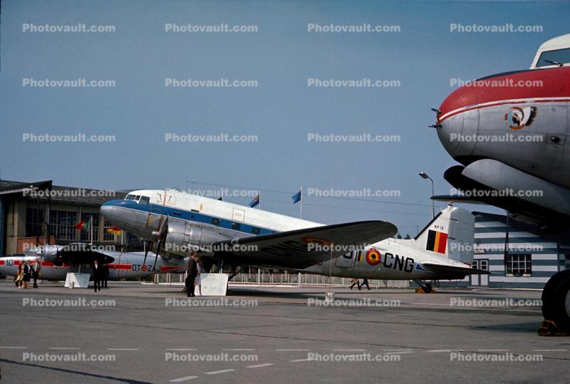 OT-CNG, Belgian Air Force, Douglas C-47 Skytrain, KP-13, Roundel