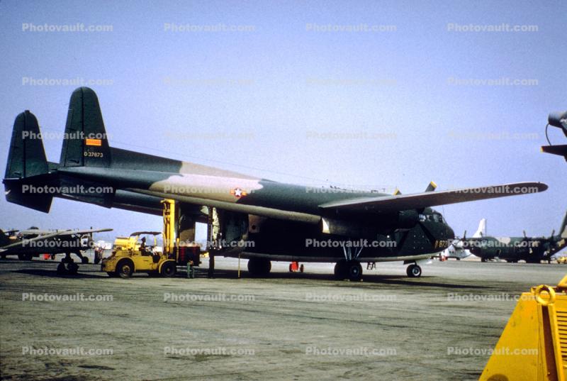 0-37873, 873, Fairchild C-119 "Flying Boxcar", Forklift