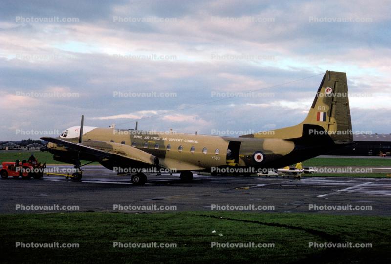 Hawker Siddeley Andover (HS 780), HS 748, medium-sized turboprop, Transport aircraft
