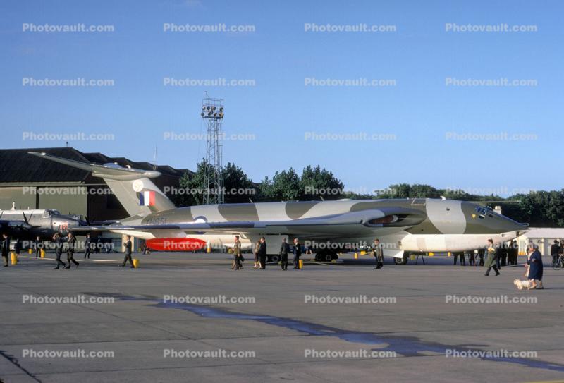 XH651, 57, Handley Page Victor, airshow