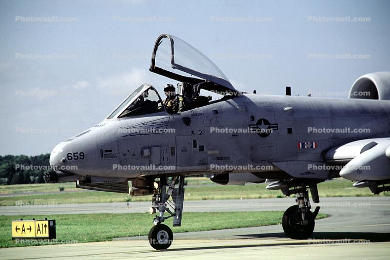 659, A-10 Thunderbolt, Warthog, Quansett, Rhode Island