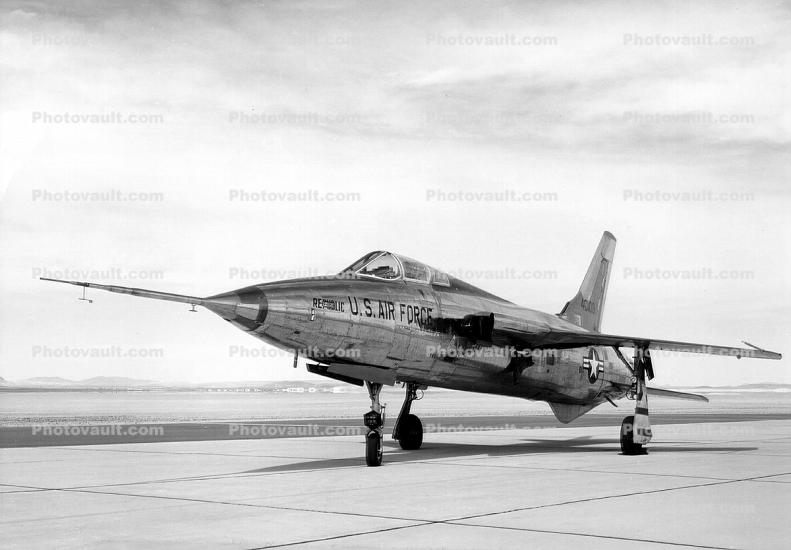 Republic F-105 Thunderchief, 1950s