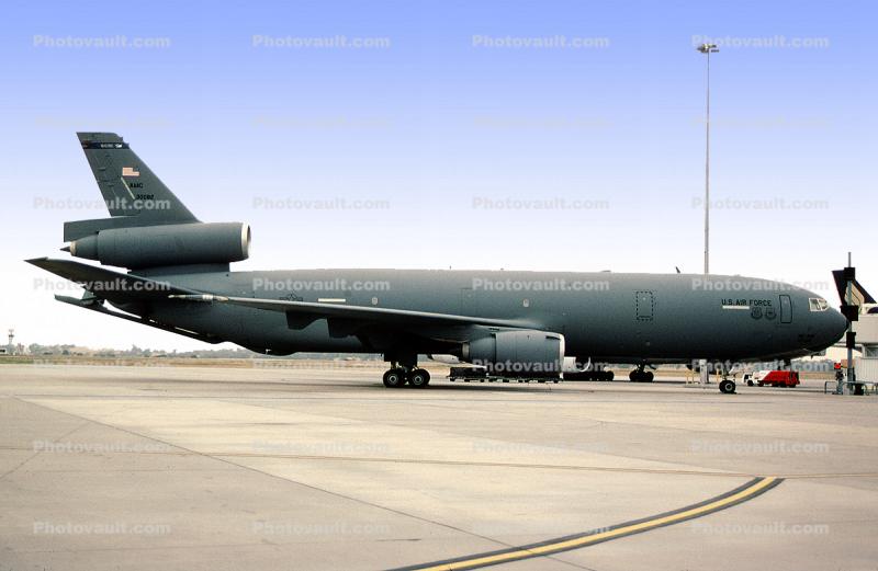 30082, AMC, USAF, KC-10A Extender