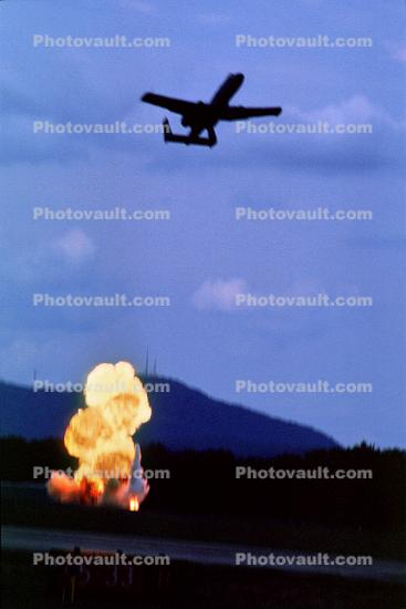 A-10 Thunderbolt Warthog, Bomb Explosion, fireball
