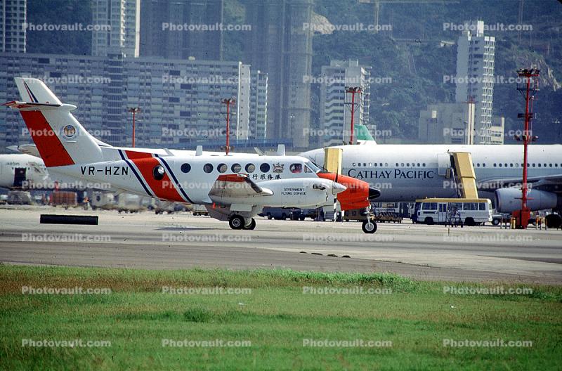 VR-HZN, Hong Kong Government Flying Services, (GFS), Beechcraft Super King Air B200C, Kai Tak International Airport 