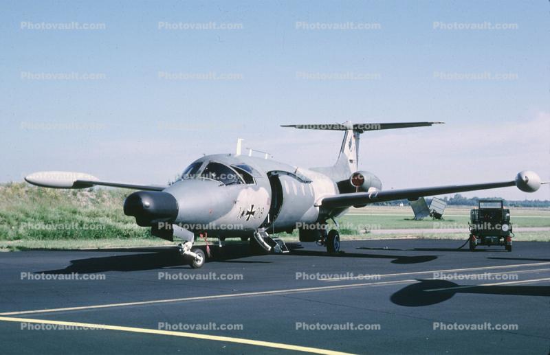 1628, MBB HFB-320 Hansa Jet, German Air Force, Luftwaffe, ECM equipped