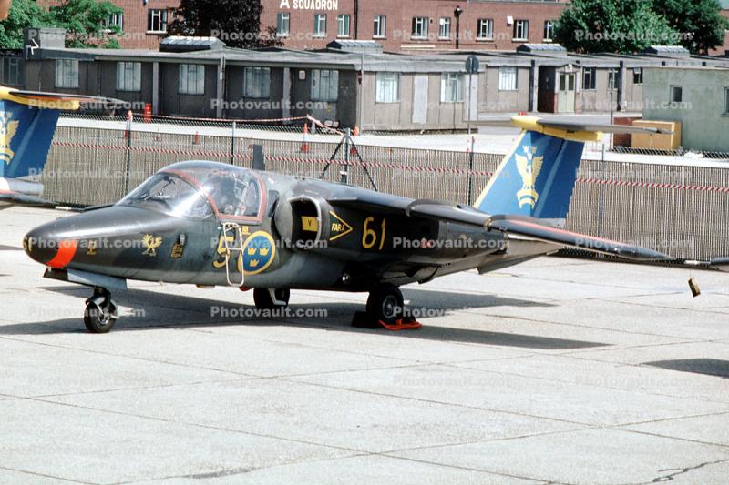 61, Saab 105, Sweden, 1963, Trainer, light fighter bomber, Swedish Air Force, 1960s